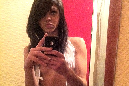 Flat chested self pic girl